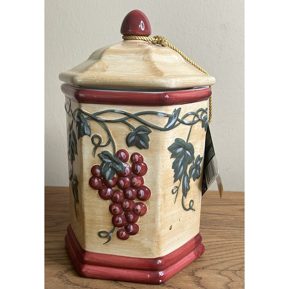 Vintage Nonni's Handmade‎ Large Tuscan Ceramic Grape & Vines Canister.